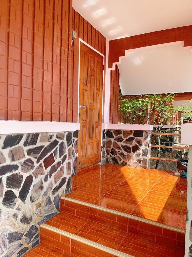 Bunraksa Resort Kamphaeng Phet Exterior foto